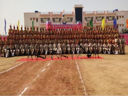 245 soldiers dedicated to national service after rigorous training; The swearing in ceremony was held for the first time in Hingoli | कठोर प्रशिक्षणानंतर २४५ जवान देशसेवेसाठी समर्पित; हिंगोलीत प्रथमच सैनिकांचा दीक्षांत समारंभ