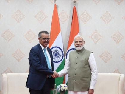 Prime Minister Narendra Modi gave the Gujarati name to WHO chief Tedros | PM Narendra Modi: पंतप्रधान नरेंद्र मोदींनी WHOचे प्रमुख टेड्रोस यांचं गुजराती नामकरण, दिलं असं नाव