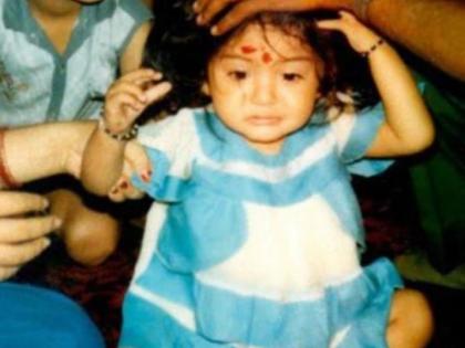 फोटोत दिसणारी गोंडस मुलगी आहे बॉलीवूडमधील आघाडीची अभिनेत्री, समोर आले लहानपणीचे क्यूट फोटो