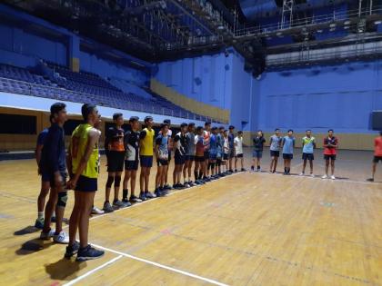 Former players on the field to bring a golden day to volleyball again! | व्हॉलीबॉलला पुन: सोनेरी दिवस आणण्यासाठी माजी खेळाडू मैदानात ! व्हीडीएफआयची राज्यात चळवळ