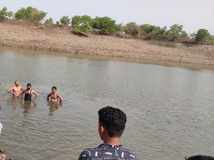 कपडे धुताना मुलगी तलावात बुडाली, तिला वाचविण्याच्या प्रयत्नात मुलीसह चार जणीही बुडाल्या