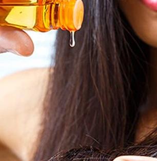 Is It Good To Apply Oil In Night : केसांना तेल लावून झोपत असाल तर सावध व्हा; डॉक्टरांनी सांगितले रात्री केसांना तेल लावण्याचे तोटे