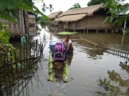 Assam Flood more than five lakh people affect and 30 people died | Assam Flood : पुराचा तडाखा! आसाममध्ये 30 जणांचा मृत्यू; 5 लाख 61 हजार लोकांना फटका, परिस्थिती गंभीर