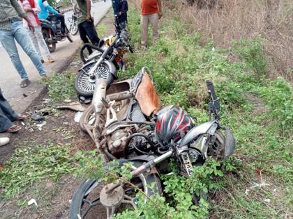 Jalana Accident: Two bikes hit a stopped truck; two died on the spot | Jalana Accident: उभ्या ट्रकला धडकल्या दोन दुचाकी; दोघे जागीच ठार