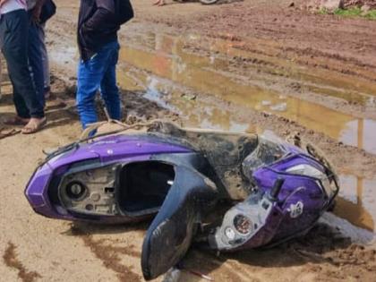 A moped rider was killed on the spot in a head-on collision neat Sillod | सिल्लोडजवळ भरधाव वाहनाच्या धडकेत मोपेडस्वार जागीच ठार