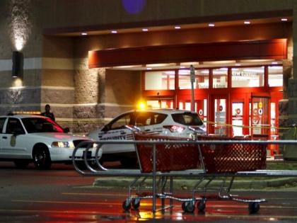 us shooting four killed including gunman two injured in shooting at indiana mall | अमेरिका पुन्हा हादरली! इंडियानातील मॉलमध्ये अंदाधुंद गोळीबार; 4 जणांचा मृत्यू 