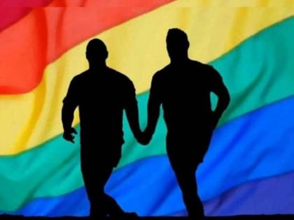 Called a hotel on the pretext of having homosexual relations through the app and... | अ‍ॅपच्या माध्यमातून समलैंगिक संबंध ठेवण्याच्या बहाण्याने हॉटेलमध्ये बोलावले अन्...