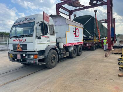 An eight-coach metro train will soon arrive in Mumbai; First phase from Seepz to BKC to start in 2024! | आठ डब्यांची मेट्रो लवकरच मुंबईत येणार; सीप्झ ते बी.के.सी.पर्यंतचा पहिला टप्पा २०२४ मध्ये सुरु होणार! 