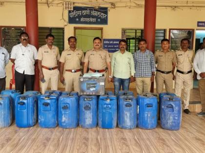 Big police operation in Bhose village; Illegal goods worth one and a half lakhs were found with the youth | भोसे गावात पोलिसांची मोठी कारवाई; तरूणाकडे सापडलं दीड लाखांचे अवैध मुद्देमाल