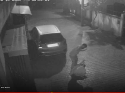 Crime News ghaziabad husband beating wife viral video | धक्कादायक! पत्नीने 'भाजी घेऊन या' म्हणताच पती संतापला; भररस्त्यात केली बेदम मारहाण