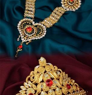 गणेशोत्सवात आकर्षक, पारंपरिक दागिन्यांनी खुलवा बाप्पाचं रूप; पाहा लेटेस्ट ज्वेलरी डिजाइन्स