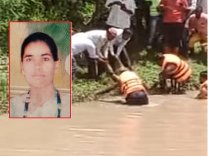 A horse and a woman were washed away in the flood waters at Halgara, and the bodies of both were found | हलगरा येथे पुराच्या पाण्यात महिलेसह घाेडा गेला वाहून, दोघांचेही मृतदेह सापडले