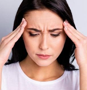 रोज उशिरा जेवता? ५ गंभीर आजारांचा धोका, कामातही लागणार नाही लक्ष