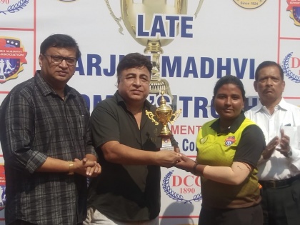 Sainath opens victory account, defeats Payyade Sports Club, Arjun Madhavi Smriti Women's T20 League cricket tournament | साईनाथने विजयाचे खाते खोलले, पय्याडे स्पोर्ट्स क्लबचा पराभव