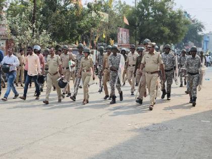 Attack on encroachment removal team; Tension situation in Hingoli due to stone pelting | अतिक्रमण हटाव पथकावर हल्ला; दगडफेकीमुळे हिंगोलीत तणावाची स्थिती