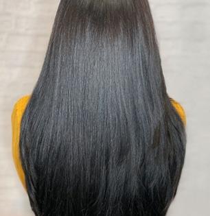 White Hairs Solution : कमी वयात केस फार पिकलेत? तेलात 'हा' पदार्थ मिसळून लावा; डाय न लावता केस होतील काळे