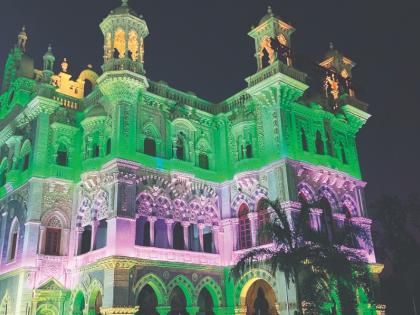 Water proof lighting will brighten the colors of the rainbow; After Mumbai experiment in Municipal Corporation of Solapur | वॉटर प्रूफ लायटिंगमुळे इंद्रभुवनाचे रंग उजळणार; मुंबईनंतर सोलापुरातील महानगरपालिकेत प्रयोग