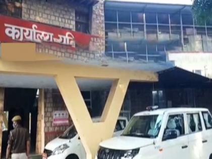 kota high voltage drama of woman in kota leaving 3 innocent children in police station and escaped | हायव्होल्टेज ड्रामा! पतीला सोडवण्यासाठी आली अन् 3 लेकरांना पोलिसांकडेच ठेऊन पळाली अन्...