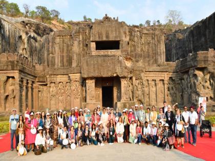 G20 Summit: Foreign visitors say 'Wonderful...' after seeing Verul Caves | G20 Summit: वेरुळ लेणी पाहून परदेशी पाहुणे म्हणाले, ‘वंडरफुल...’