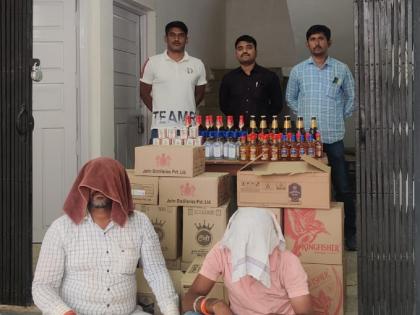 Karnatak liquor seized from hotel in Devani | देवणीत एक्साईजचा छापा, हाॅटेलमधून कर्नाटकी दारूसाठा जप्त