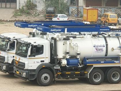 Latest Recycler Sewer Sanction cum Jetting Machine in fleet of Panvel Corporation | पनवेल पालिकेच्या ताफ्यात अद्ययावत रिसायकलर सिवर संक्शन कम जेटींग मशिन