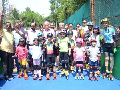 Dahisar Sports Foundation Roller Skating Synthetic Track inaugurated by Subhash Desai | दहिसर स्पोर्ट्स फाउंडेशनच्या रोलर स्केटिंग सिंथेटिक ट्रॅकचे सुभाष देसाई यांच्या हस्ते उद्घाटन