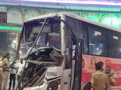 Shivshahi bus collides with container, 13 passengers injured | शिवशाही बसची कंटेनरला धडक, १३ प्रवाशी जखमी