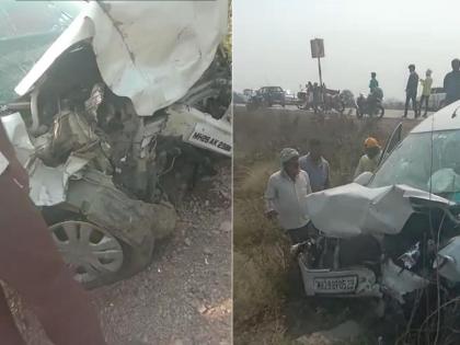 Two cars collide head-on at Pinparala ; 10 people seriously injured | तामसा-नांदेड रोडवर दोन कारची समोरासमोर धडक; १० जण गंभीर जखमी