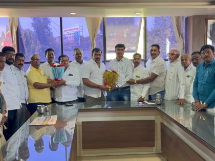 Vikram Pawar has become the president of Satara Bazaar Committee | सातारा बाजार समितीचे विक्रम पवारच कारभारी; ‘लोकमत’चा अंदाज ठरला खरा