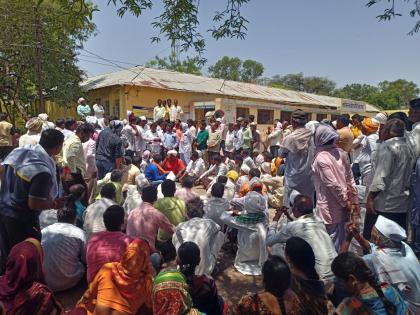 Crops damaged by wild animals, farmers march for help | वन्य प्राण्यांकडून पिकांचे नुकसान, शेतकऱ्यांचा मदतीसाठी मोर्चा