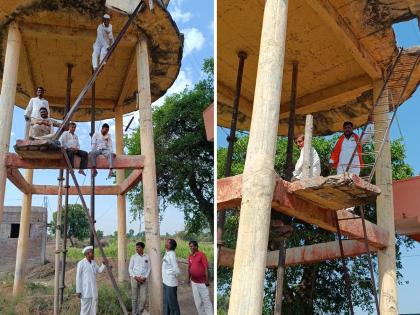 Water scarity in village, administration stop for tankers; Aggrieved villagers protest on water tank at Jalana district | 'गावात पाण्याची बोंब, टँकरसाठी प्रशासनाचा थांबा'; त्रस्त ग्रामस्थांचे शोले स्टाईल आंदोलन