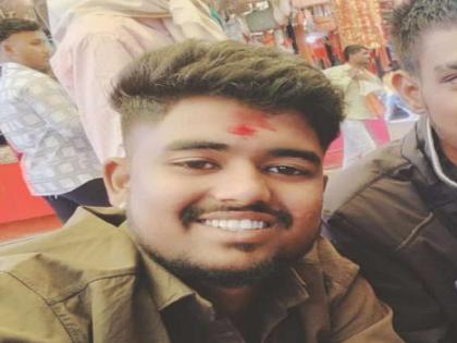 Relatives killed the young man by stabbing him with a knife | नातेवाइकांनीच चाकूने वार करून केला तरुणाचा खून