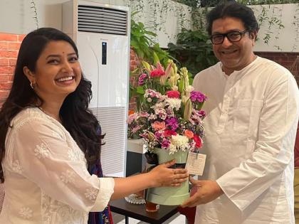 marathi actress prajakta mali special post Over Raj Thackeray birthday | Prajakta Mali : "इथून पुढील सर्वच वर्ष..."; प्राजक्ता माळीने राज ठाकरेंना दिल्या वाढदिवसाच्या आभाळभर शुभेच्छा