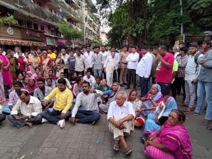 One killed by electrocution, block the way for angry citizens; Demand action against the culprits | वीजेच्या धक्क्याने एकाचा मृत्यू, संतप्त नागरिकांचा रास्ता रोको; दोषींवर कारवाईची मागणी