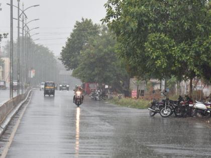 Heavy rain with lightning in the district, bull killed by lightning at Naya Andura in Balapur taluka | जिल्ह्यात विजांच्या कडकडाटासह जोरदार पाऊस, बाळापूर तालुक्यातील नया अंदुरा येथे वीज पडून बैल ठार