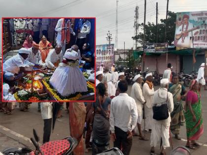 On the occasion of Partwari Ekadashi, only Pandhari landed at Narsi | परतवारी एकादशी निमित्त नर्सी येथे अवतरली अवघी पंढरी