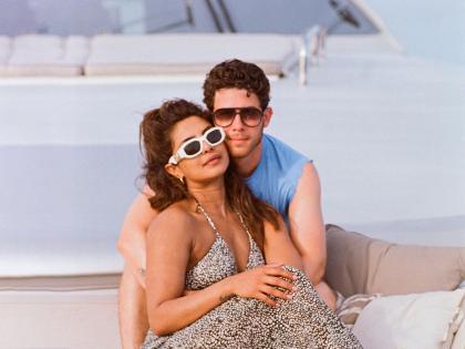 Nick Jonas romantically wished his wife Priyanka Chopra on her birthday, saying- I want you... | निक जोनासने रोमाँटिक अंदाजात केलं आपल्या लेडी लव्हला बर्थडे विश, म्हणाला- मला तुला...