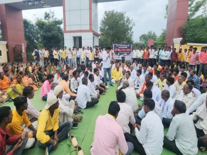 Provide security to tribals in Manipur; Agitation of Tribal Youth Welfare Association in Hingoli | मणिपूरमधील आदिवासींना सुरक्षा द्या; हिंगोलीत आदिवासी युवक कल्याण संघाचे आंदोलन