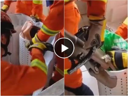 firefighters rescue child fell trapped inside washing machine dryer video viral | Video - वॉशिंग मशिनच्या ड्रायरमध्ये अडकला चिमुकला; आरडाओरडा ऐकून आई धावली अन् मग...