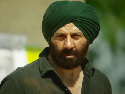 Gadar 2 box office collection day 1 sunny deol movie made a grand opening earned rs 30 to 35 crore on first day | 'गदर २'ची बॉक्स ऑफिसवर धमाकेदार सुरुवात, सनी देओलच्या सिनेमाने पहिल्याच दिवशी कमावले इतके कोटी