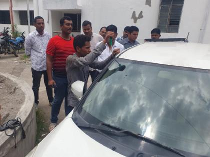 Hi-tech theft with OBD device; Turned off the sensor, drove an expensive car with a screwdriver | ओबीडी डिव्हाईसने हायटेक चोरी; सेन्सर बंद केलं, स्क्रू ड्रायव्हरने महागडी कार पळवली