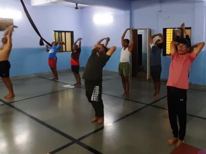 Surya Namaskar Ritual in Kalyan | कल्याणमध्ये सूर्य नमस्कार अनुष्ठान