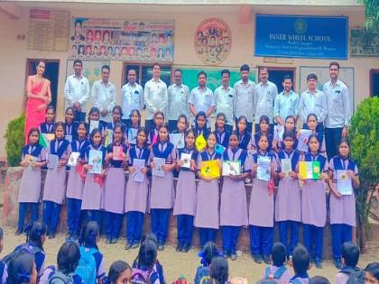 'My Rakhi, for the brave soldiers'; Handcrafted rakhis sent by the students to the jawans | ‘माझी राखी, वीर सैनिकांसाठी’; विद्यार्थिनींनी जवानांना पाठवल्या स्वहस्ते बनविलेल्या राख्या