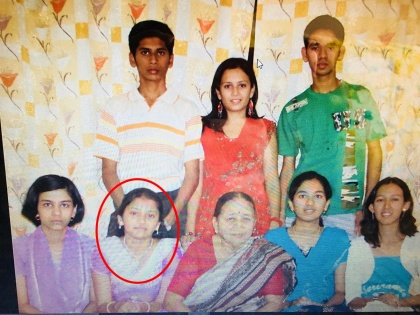 marathi actress jui gadkari share family photo | भावंडांच्या गराड्यात बसलेल्या 'या' मुलीला ओळखलं का? आज आहे लोकप्रिय मराठी अभिनेत्री