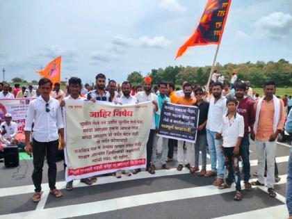 Mass Maratha community protest on Hingoli-Nanded highway | सकल मराठा समाजाचा हिंगोली- नांदेड महामार्गावर रास्तारोको