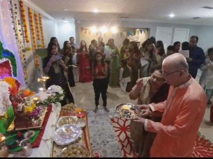 Ganeshotsav was also celebrated in America | अमेरिकेतही थाटामाटात साजरा झाला गणेशोत्सव