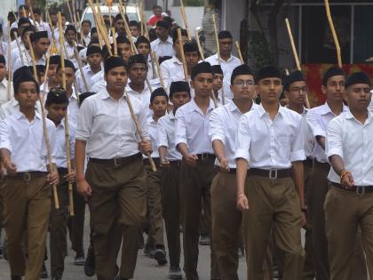 Awakening of culture through disciplined drills and vision of energetic nationalism | शिस्तबद्ध कवायतींतून संस्कारांचा जागर अन् ऊर्जावान राष्ट्रविचारांचे दर्शन