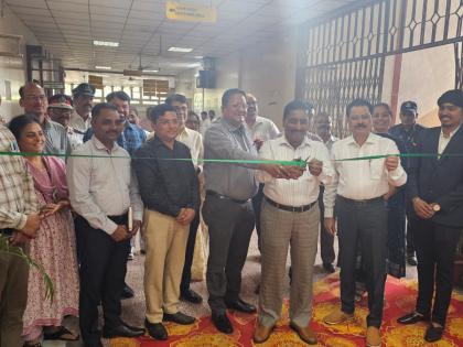 Display of energy saving electrical products at Ulhasnagar Municipal Headquarters | उल्हासनगर महापालिका मुख्यालयात ऊर्जा बचत करणाऱ्या विजेच्या उत्पादनांचे प्रदर्शन