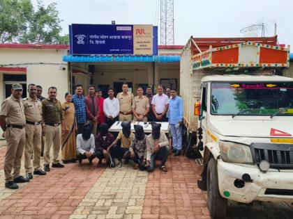 Five people jailed for robbery preparation; 7 lakh worth of valuables including weapons seized | दरोड्याच्या तयारीतील पाच जण जेरबंद; हत्यारासह 7 लाखांचा मुद्देमाल जप्त