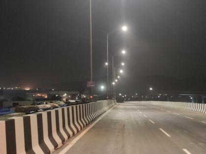 100 crore Jasai flyover route work stalled as JNPA refused to give space for Shiva temple | शिवमंदिरासाठी जागा देण्यास जेएनपीए राजी नसल्याने १०० कोटींच्या जासई उड्डाणपूलाच्या मार्गिकेचं काम रखडलं